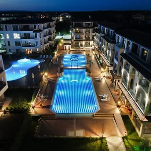 2 Hotel apartamentowy